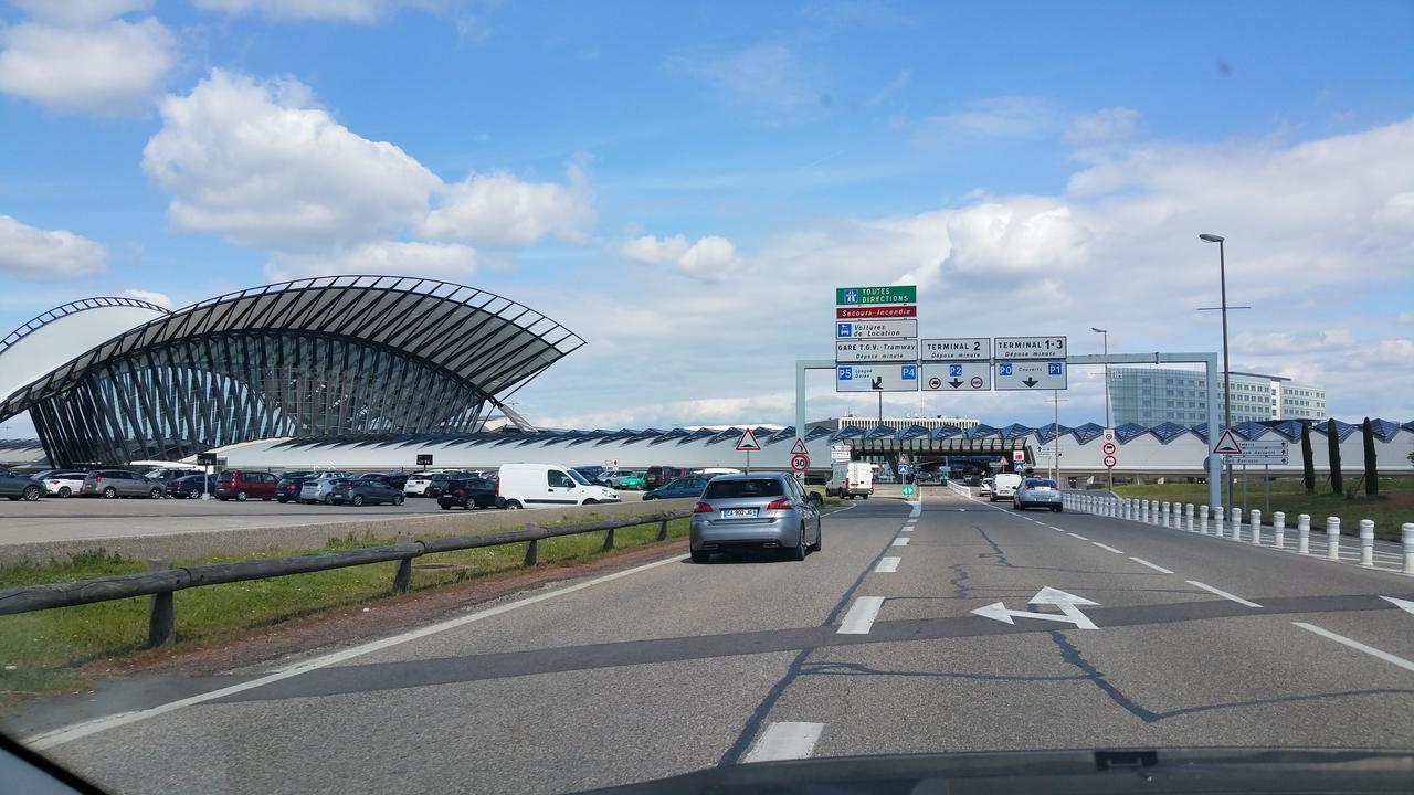 Hotelf1 Lyon Isle D'Abeau Ouest St Exupery Saint-Quentin-Fallavier Luaran gambar